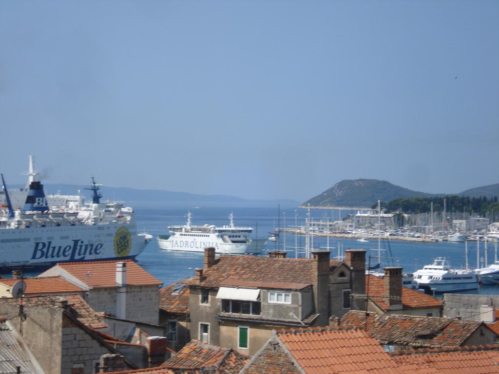 Apartment Port View-5 Min From Center スプリト 部屋 写真